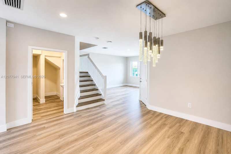 403 NE 208th Ter, Miami FL 33179