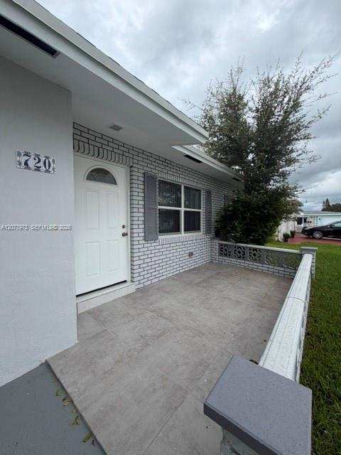 720 NW 74th Way, Margate FL 33063