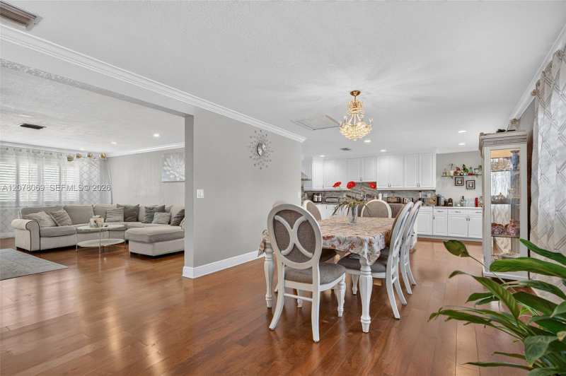 329 SE 3rd St # 501T, Hallandale Beach FL 33009
