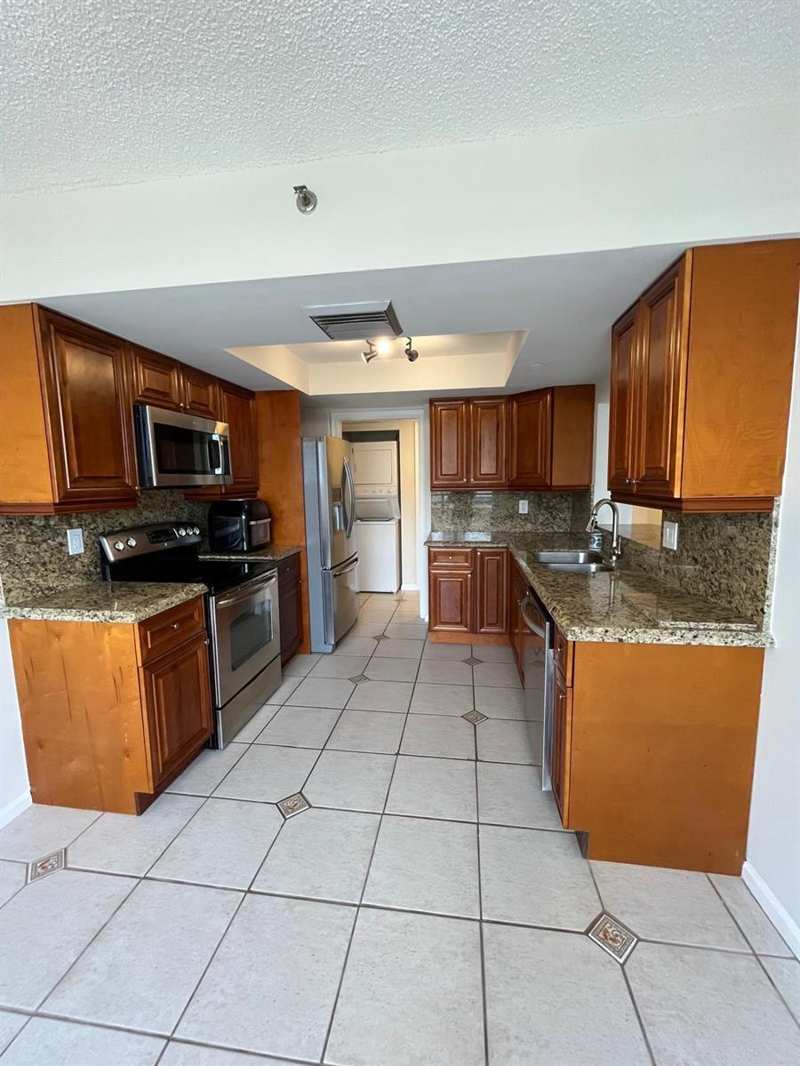 3555 S OCEAN Boulevard # 411, South Palm Beach FL 33480