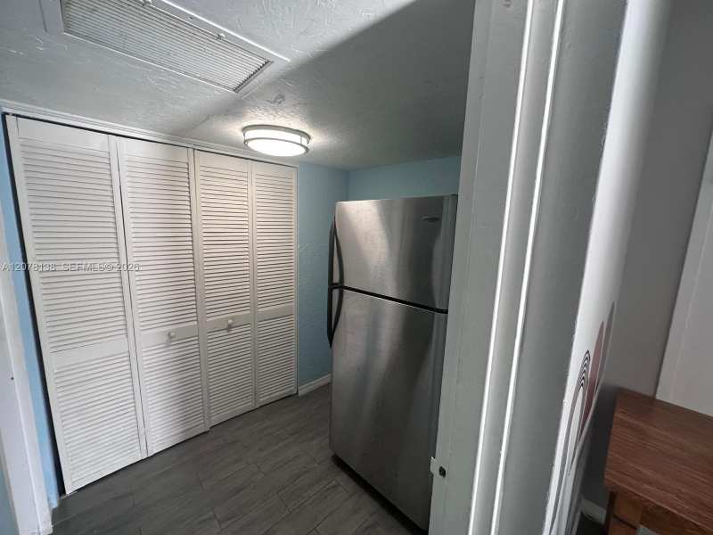 26 Diplomat Pkwy # 2342, Hallandale Beach FL 33009