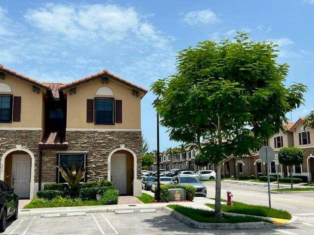 9207 W 33RD Lane, Hialeah FL 33018
