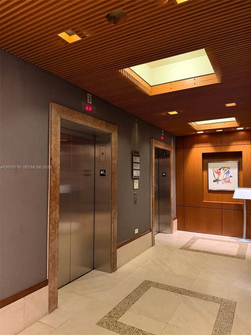 1060 Brickell Ave # 2601, Miami FL 33131