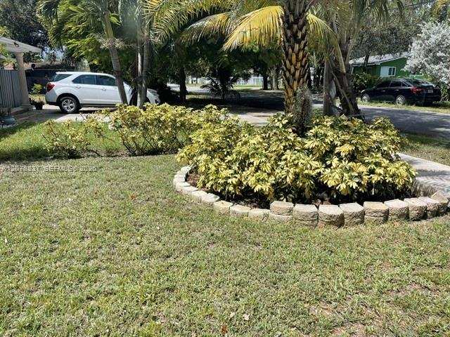 2766 NW 168th Ter, Miami Gardens FL 33056