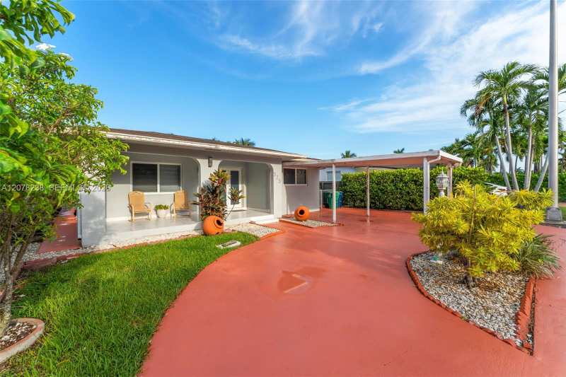 325 SW 122nd Ave, Miami FL 33184