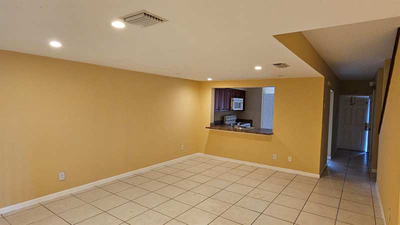 4621 NW 88th Avenue # 4621, Sunrise FL 33351