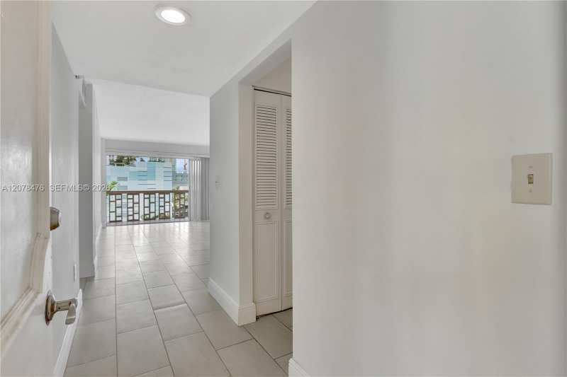 600 NE 25th St, Miami FL 33137