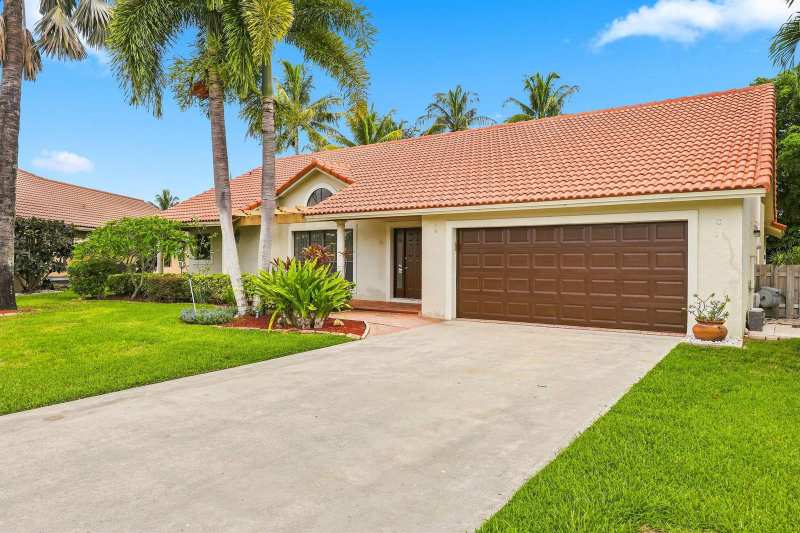 10798 CYPRESS BEND Drive, Boca Raton FL 33498