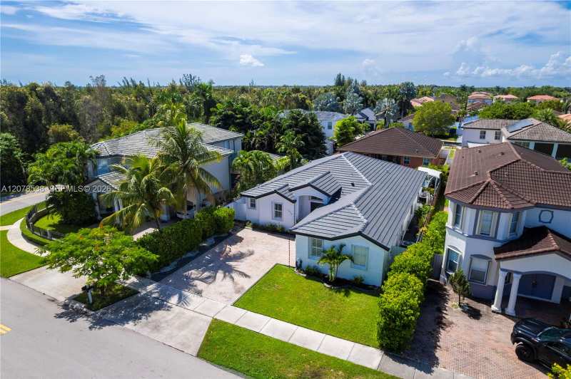 14918 SW 10th St, Miami FL 33194