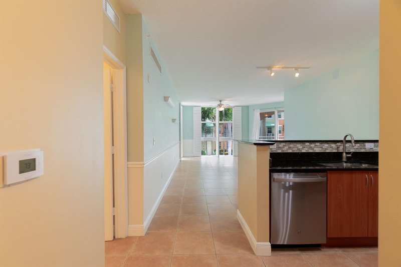 804 E Windward Way # 211, Lantana FL 33462