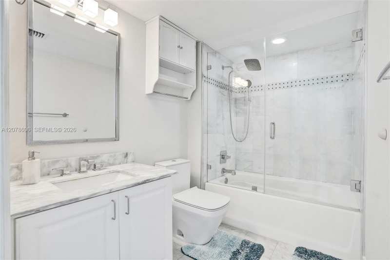 90 Alton Rd # 807, Miami Beach FL 33139