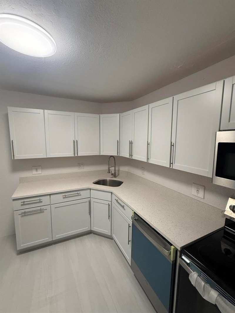 10701 Royal Palm Boulevard # 1, Coral Springs FL 33065