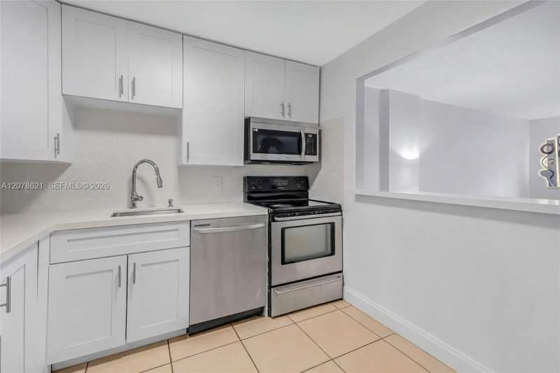 16950 W Dixie Hwy # A626, North Miami Beach FL 33160