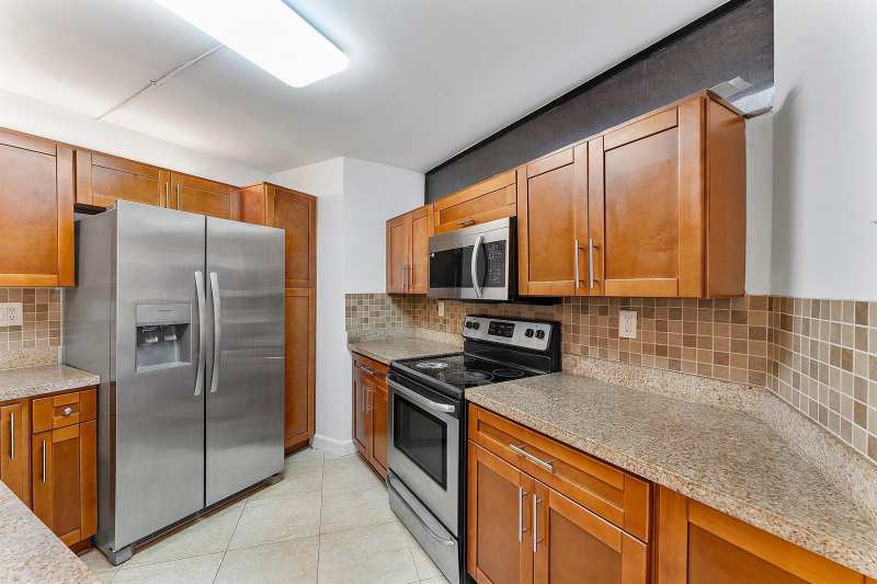 8195 SEVERN Drive # A, Boca Raton FL 33433