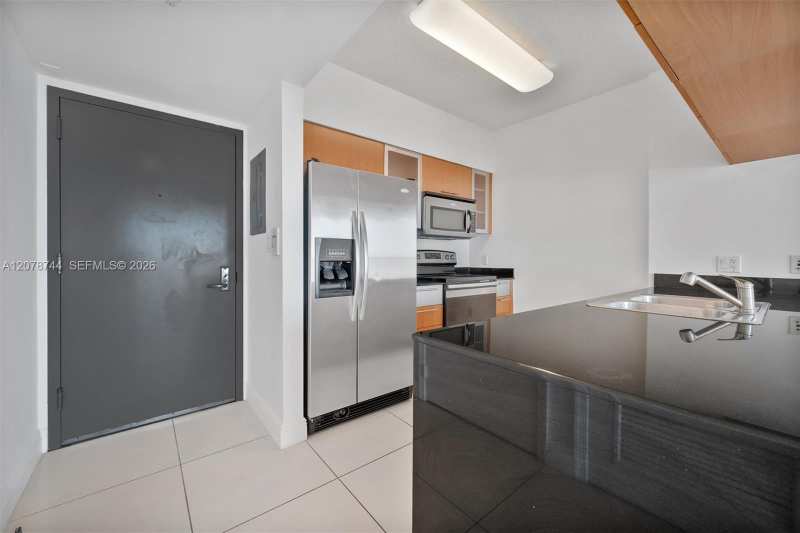 1750 N Bayshore Dr # 4011, Miami FL 33132