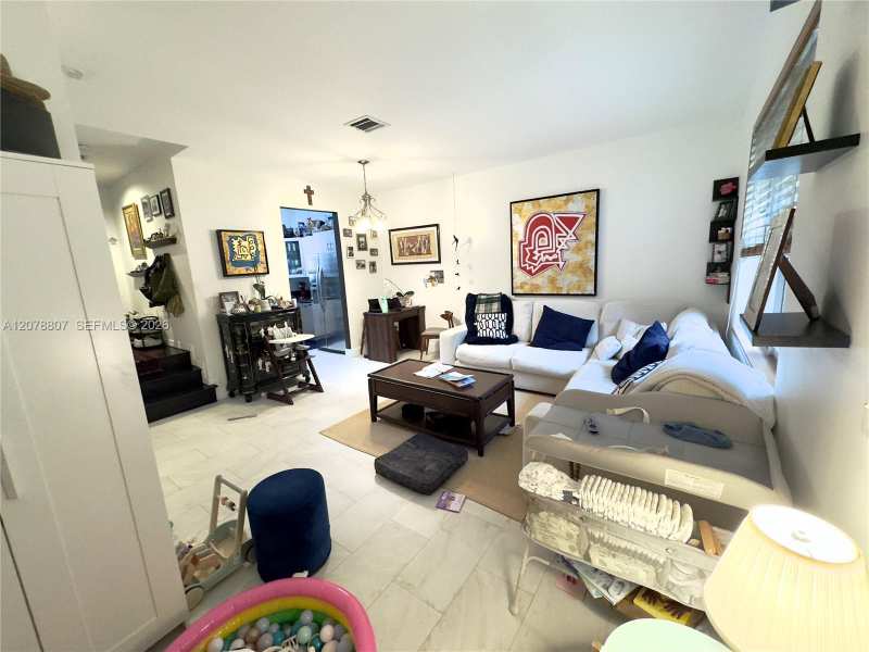 3047 Center St # 7, Miami FL 33133