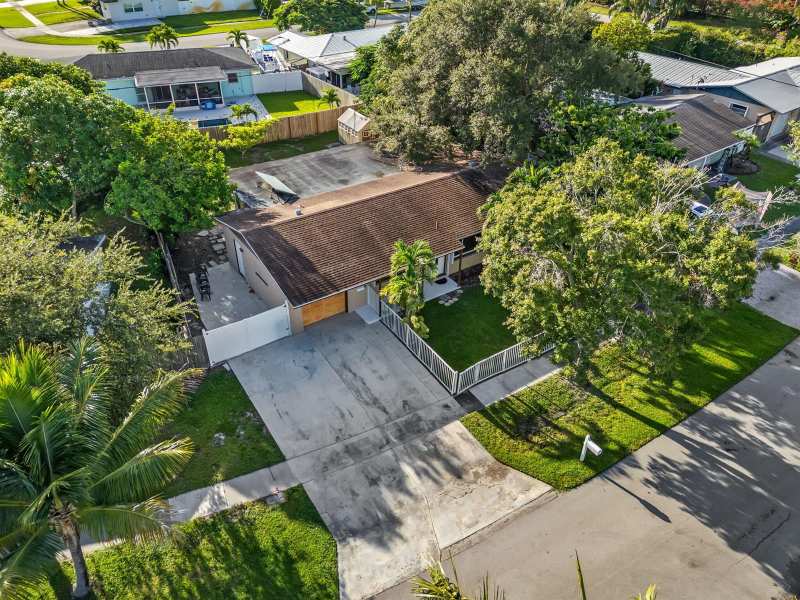 3428 Capri Road, Palm Beach Gardens FL 33410