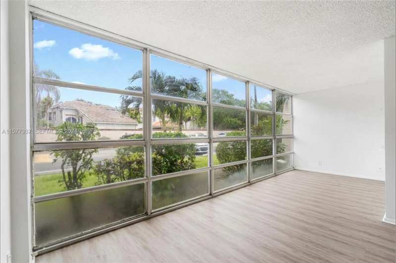 2001 ATLANTIC SHORES Boulevard # 109, Hallandale Beach FL 33009