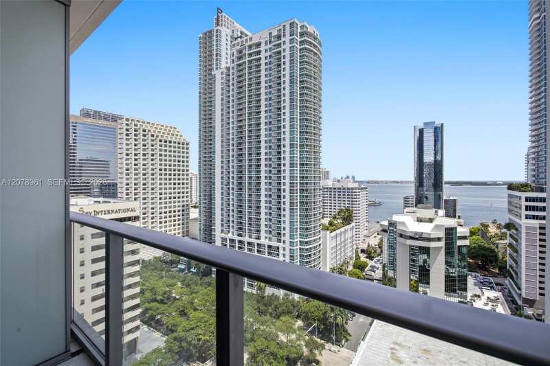 1010 Brickell Ave # 2102, Miami FL 33131