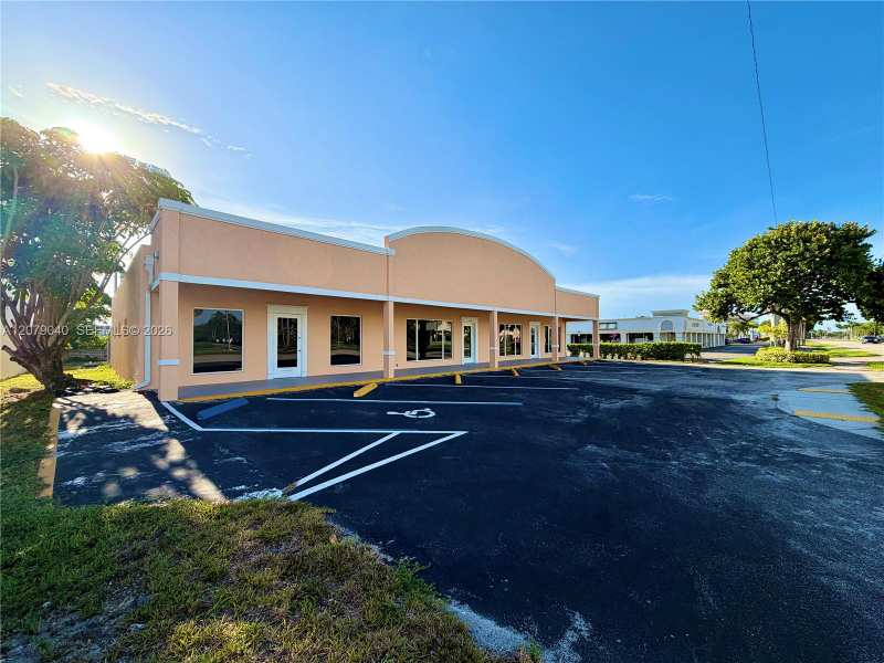 3060 N Federal Hwy, Boca Raton FL 33431