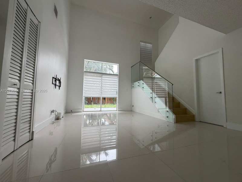 4774 NW 5th Pl, Coconut Creek FL 33063