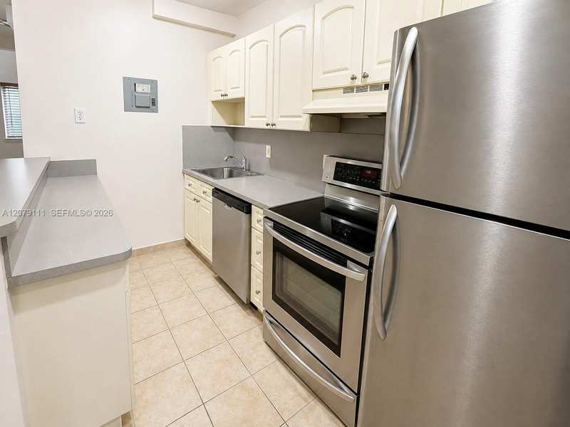 3031 SW 27th Ave # 2, Miami FL 33133
