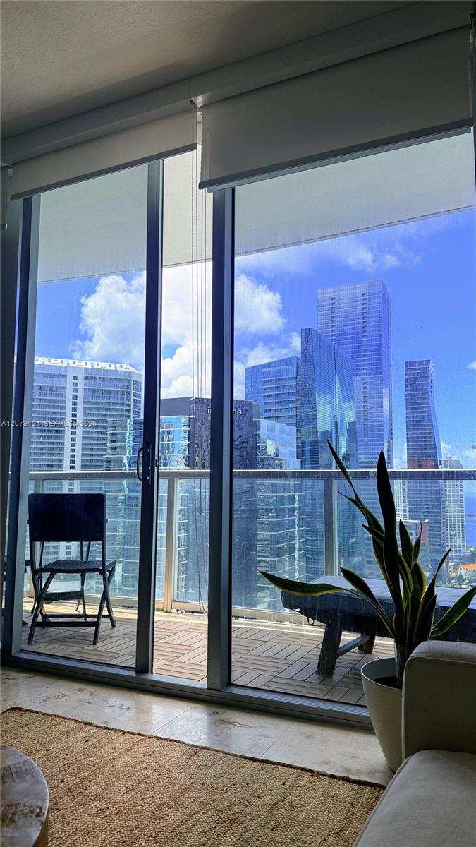 1060 Brickell Ave # 2709, Miami FL 33131