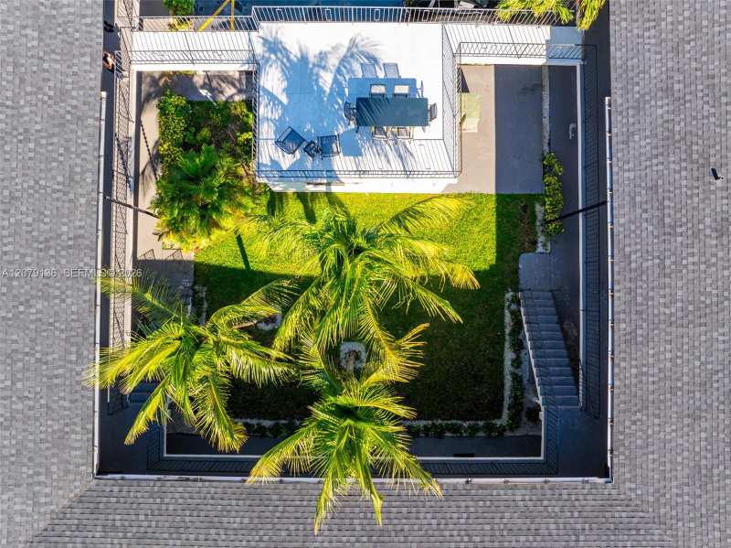 1310 W 29th St # 39, Hialeah FL 33012