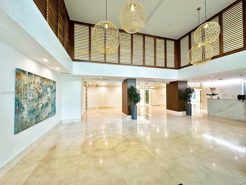540 Brickell Key Dr # 218, Miami FL 33131