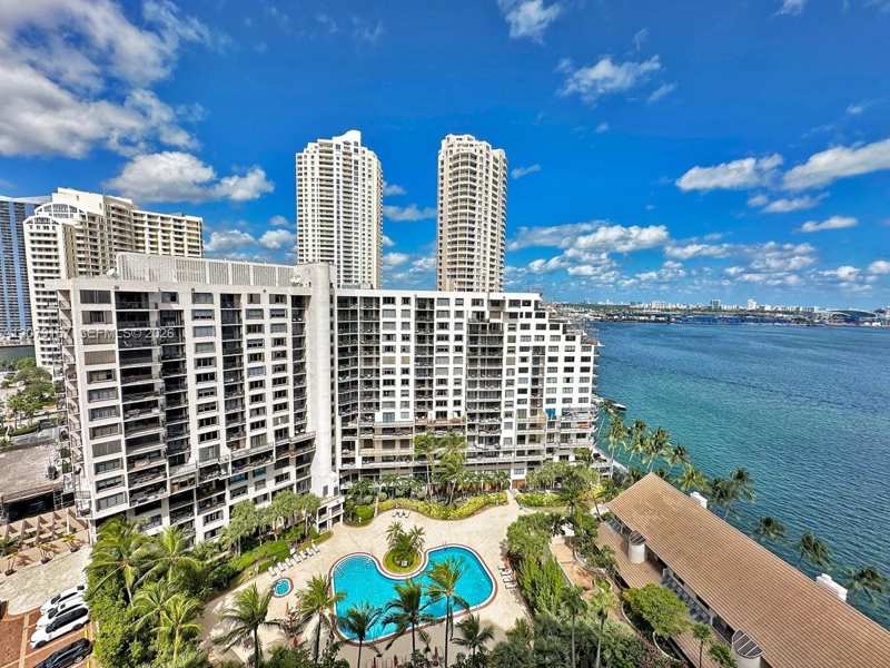 540 Brickell Key Dr # 218, Miami FL 33131