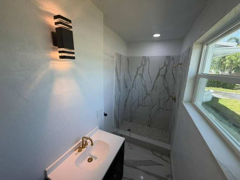 3911 NW 32ND Avenue, Lauderdale Lakes FL 33309
