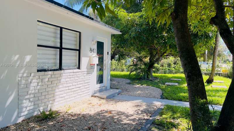 841 S 24th Ave, Hollywood FL 33020