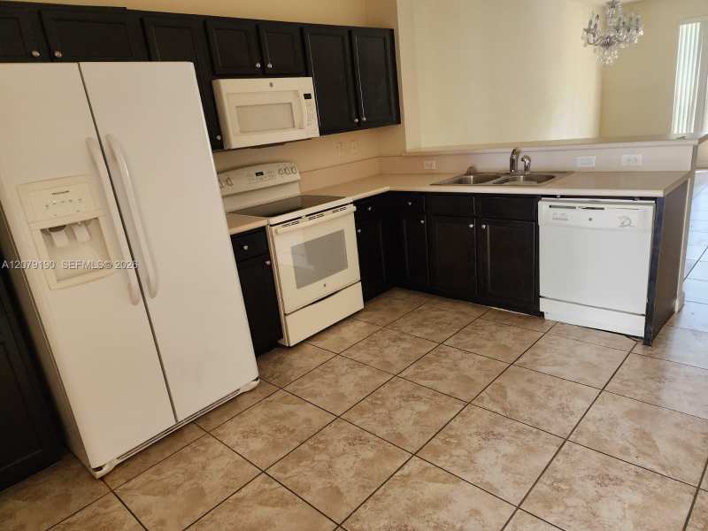 9224 SW 170th Pl, Miami FL 33196