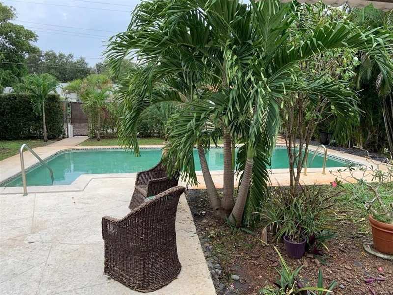 1935 Adams Street, Hollywood FL 33020