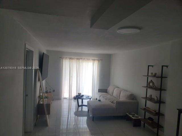 677 SW 9th Ave # 405, Miami FL 33130