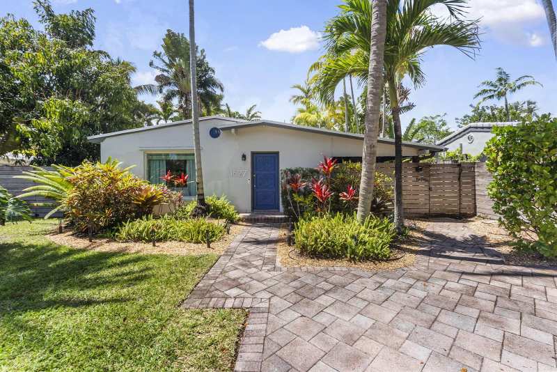 1627 NE 17TH Avenue, Fort Lauderdale FL 33305