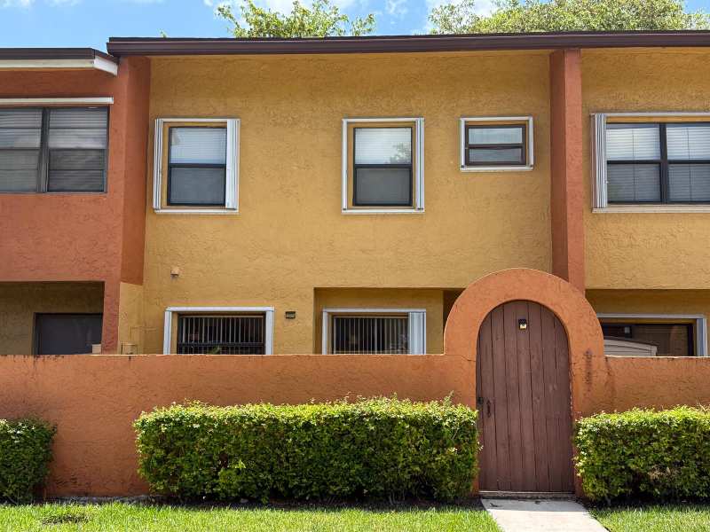 4567 NW 90TH Avenue, Sunrise FL 33351