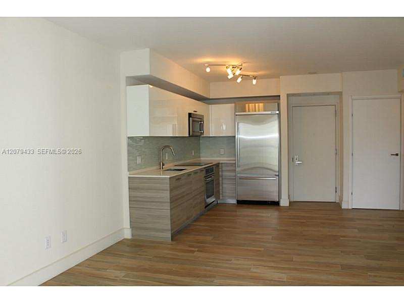 1300 Brickell Bay Dr # 1008, Miami FL 33131