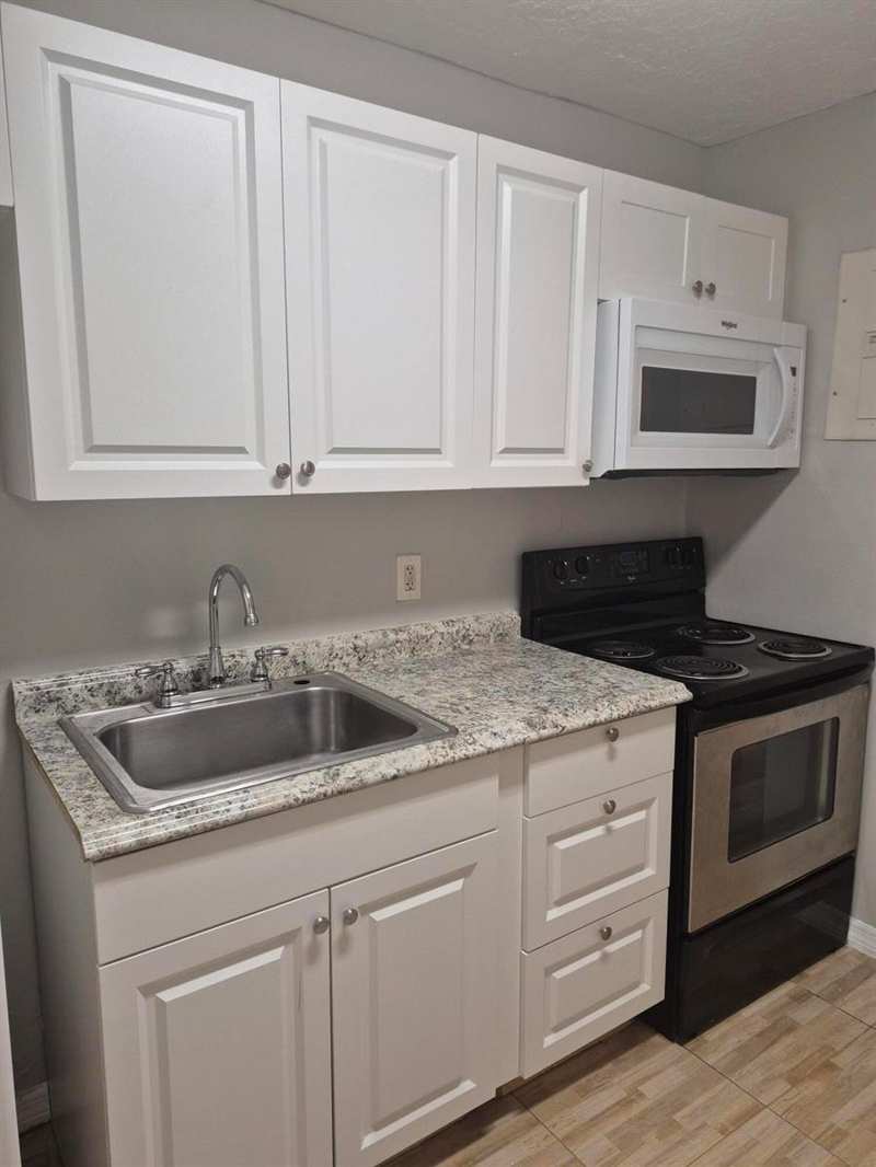 609 20TH Street # D, West Palm Beach FL 33407