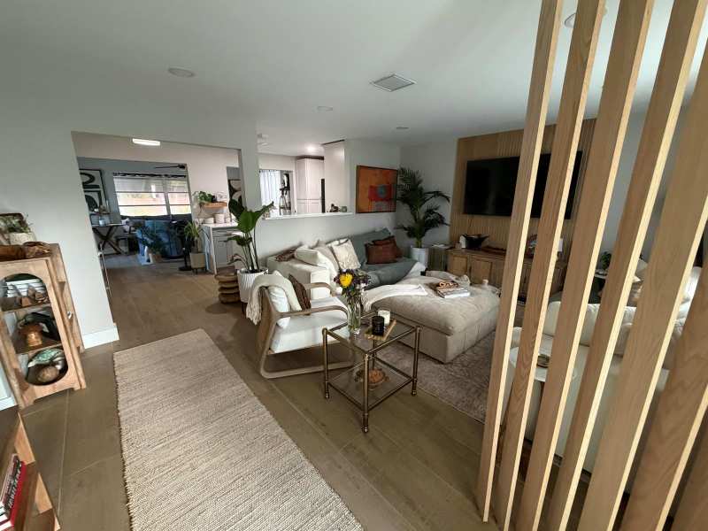 351 MARS Avenue, Tequesta FL 33469