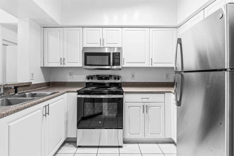 1977 BRANDYWINE Road # 305, West Palm Beach FL 33409