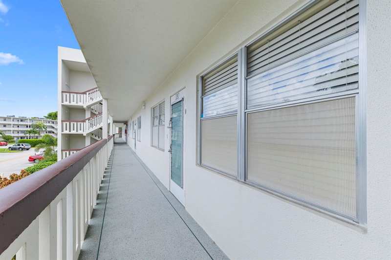 19 Ashby A, Deerfield Beach FL 33442