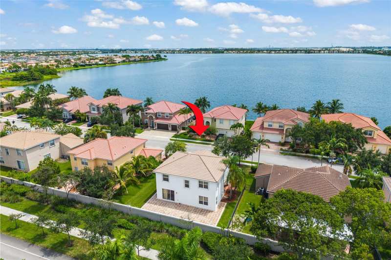 18051 SW 41st St, Miramar FL 33029