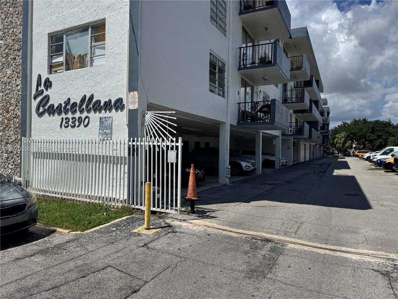 13390 NE 7th Ave # 214, North Miami FL 33161