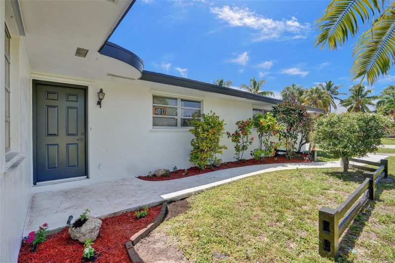 4017 NE 18th Avenue, Oakland Park FL 33334