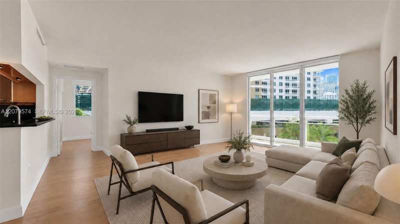 901 Brickell Key Blvd # 609, Miami FL 33131