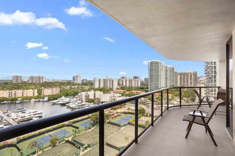 19667 W Turnberry Way # G, Aventura FL 33180