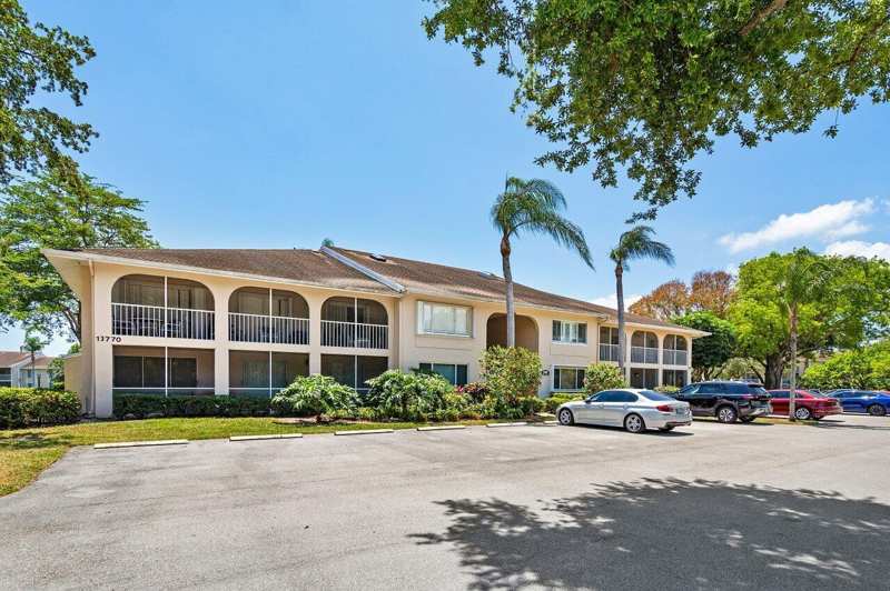 13770 ONEIDA Drive # D2, Delray Beach FL 33446