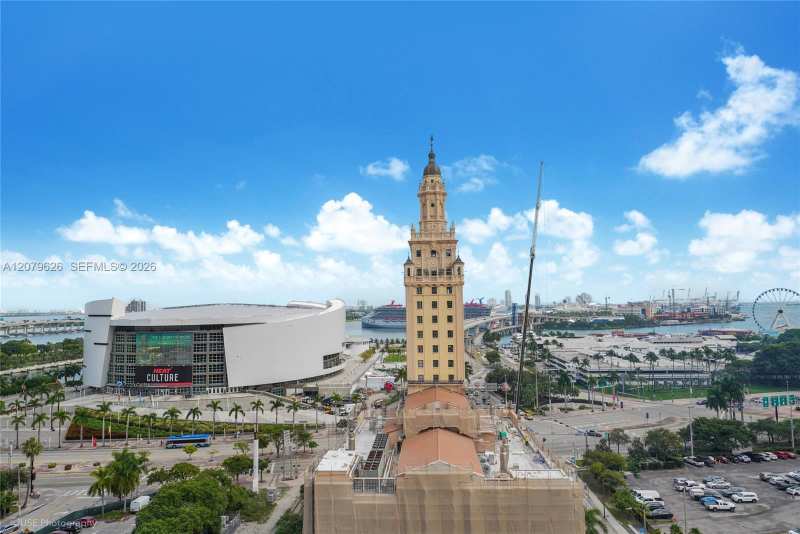 159 NE 6th St # 3303, Miami FL 33132