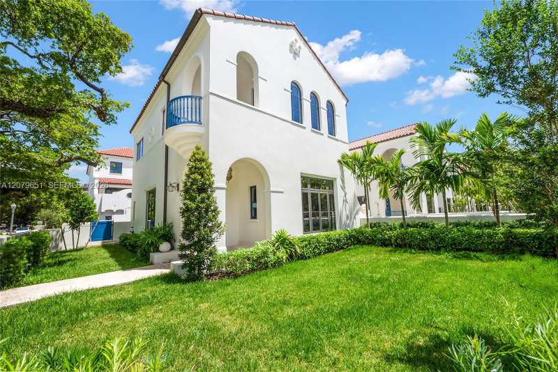 550 Malaga Ave # 1, Coral Gables FL 33134